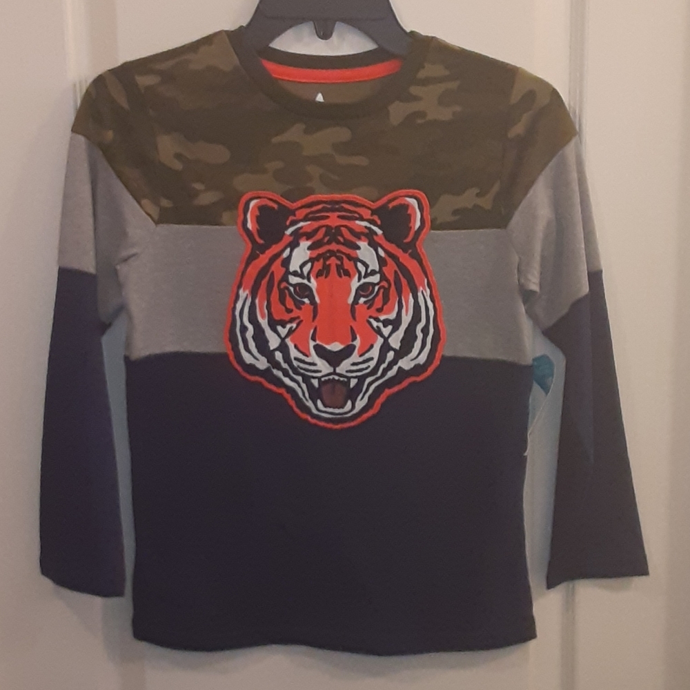 Color block boys long sleeve shirt